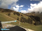 Archived image Webcam Mountain Diedamskopf - View Wedelstube 13:00