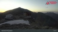 Archived image Webcam Diavolezza - Mountain House Diavolezza 02:00