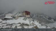 Archived image Webcam Diavolezza - Mountain House Diavolezza 08:00