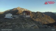 Archived image Webcam Diavolezza - Mountain House Diavolezza 04:00