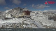 Archiv Foto Webcam Diavolezza: Berghaus Diavolezza 12:00