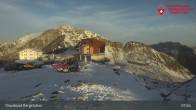 Archiv Foto Webcam Diavolezza: Berghaus Diavolezza 07:00