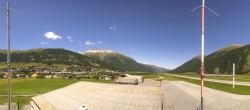 Archiv Foto Webcam Samedan I Flugplatz Richtung West 13:00