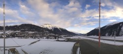 Archived image Webcam Samedan I Airport orientation west 07:00