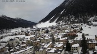 Archived image Webcam Zernez village 15:00