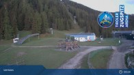 Archived image Webcam Lermoos - Hochmoos Express Top Station 04:00