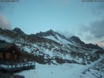 Archived image Webcam Dachberghütte (2.500 m) 06:00