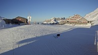 Archived image Webcam Engelberg Titlis: Mountain restaurant Jochpass 15:00