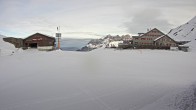 Archiv Foto Webcam Engelberg Titlis: Berghaus Jochpass 09:00