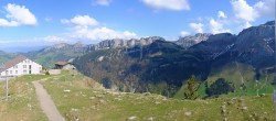 Archiv Foto Webcam Ebenalp Bergstation 15:00