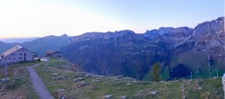 Archiv Foto Webcam Ebenalp Bergstation 05:00