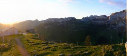 Archiv Foto Webcam Ebenalp Bergstation 05:00