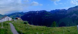 Archiv Foto Webcam Ebenalp Bergstation 04:00