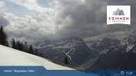 Archived image Webcam Sexten Dolomites: Helm Mountain 10:00
