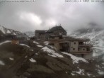 Archived image Webcam Schnalstal: Hut "Schöne Aussicht" 09:00