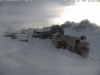 Archived image Webcam Schnalstal: Hut "Schöne Aussicht" 07:00