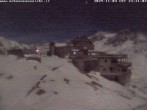 Archived image Webcam Schnalstal: Hut "Schöne Aussicht" 23:00