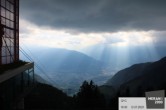 Archiv Foto Webcam Blick auf Meran 17:00