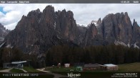 Archiv Foto Webcam Kinderpark Ciampedie 15:00