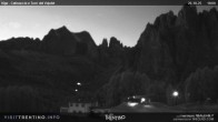 Archived image Webcam Torri del Vajolet - Val di Fassa 17:00
