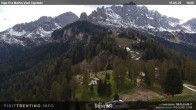 Archived image Webcam Top station of the Pian Pecei-Pra Martin chair lift 15:00
