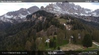 Archiv Foto Webcam Bergstation des Sesselliftes Pian Pecei-Pra Martin 15:00