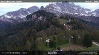 Archived image Webcam Top station of the Pian Pecei-Pra Martin chair lift 05:00