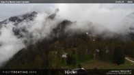 Archived image Webcam Top station of the Pian Pecei-Pra Martin chair lift 17:00