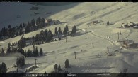 Archiv Foto Webcam Berghütten Rifugi und Zisch 15:00