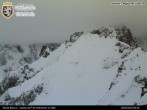 Archived image Webcam Courmayeur Helbronn Peak 05:00