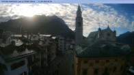 Archived image Webcam Corso Italia - Pedestrian zone 05:00