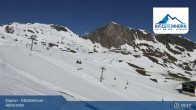 Archived image Webcam Kitzsteinhorn Alpine Centre 08:00