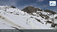 Archiv Foto Webcam Kitzsteinhorn Alpincenter 10:00