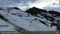 Archived image Webcam Kitzsteinhorn Alpine Centre 02:00
