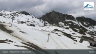 Archiv Foto Webcam Kitzsteinhorn Alpincenter 14:00