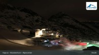 Archived image Webcam Kitzsteinhorn Alpine Centre 04:00