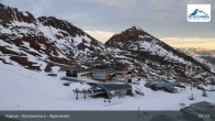 Archiv Foto Webcam Kitzsteinhorn Alpincenter 06:00