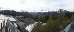 Archived image Webcam Bergbahnen See in Tyrol - Medrig Center 09:00