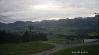 Archiv Foto Webcam Ausblick Mittelstation Hörnerbahn 05:00