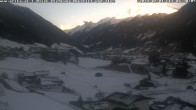 Archived image Webcam Neustift: View of the Stubai Glacier 02:00