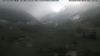 Archived image Webcam Neustift: View of the Stubai Glacier 09:00