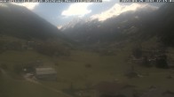 Archived image Webcam Neustift: View of the Stubai Glacier 13:00