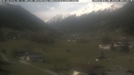 Archived image Webcam Neustift: View of the Stubai Glacier 09:00