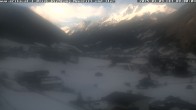 Archived image Webcam Neustift: View of the Stubai Glacier 09:00