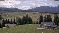 Archiv Foto Webcam Almenwelt Lofer: Rundwanderweg und Höhenloipe 13:00