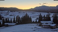 Archiv Foto Webcam Almenwelt Lofer: Rundwanderweg und Höhenloipe 17:00