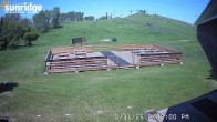 Archiv Foto Webcam Bunny Hill (Skigebiet Sunridge, Alberta) 13:00