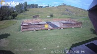 Archiv Foto Webcam Bunny Hill (Skigebiet Sunridge, Alberta) 13:00
