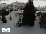 Archived image Webcam Oberlech: guest house Berger 07:00