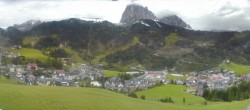 Archived image Webcam Panoramic view of St. Christina 13:00